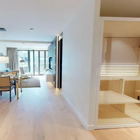 Апартаменты White Pearl 2.03 *