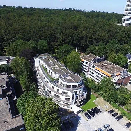 White Pearl 2.03 Апартаменты